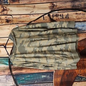 Plus size camouflage long sleeve